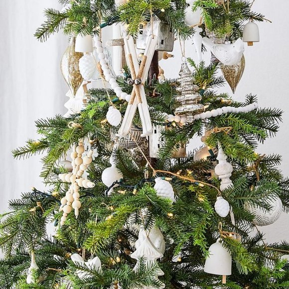 NWT Pottery Barn Oversized Skis Ornament - Picture 3 of 3